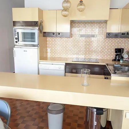 Apartment T3 Spacieux Climatise - 5 Pers - Pres Plage, Centre & Animations - Parking Prive - Fr-1-797-22 *