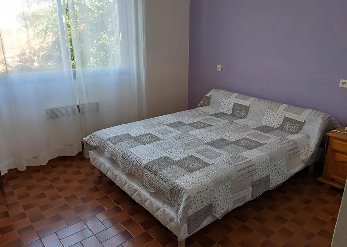 T3 Spacieux Climatise - 5 Pers - Pres Plage, Centre & Animations - Parking Prive - Fr-1-797-22 Apartmán *