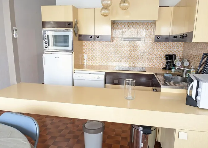 Apartmán T3 Spacieux Climatise - 5 Pers - Pres Plage, Centre & Animations - Parking Prive - Fr-1-797-22 *